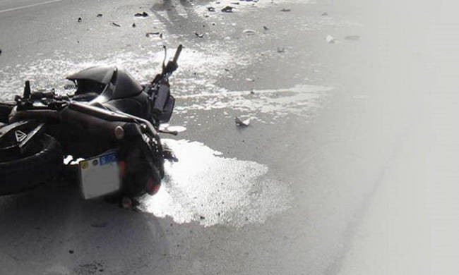 Ασύλληπτη τραγωδία στην Πάρο: Νεκροί δύο νεαροί σε τροχαίο
